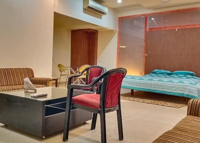 Hotel Mahendra Jalgaon