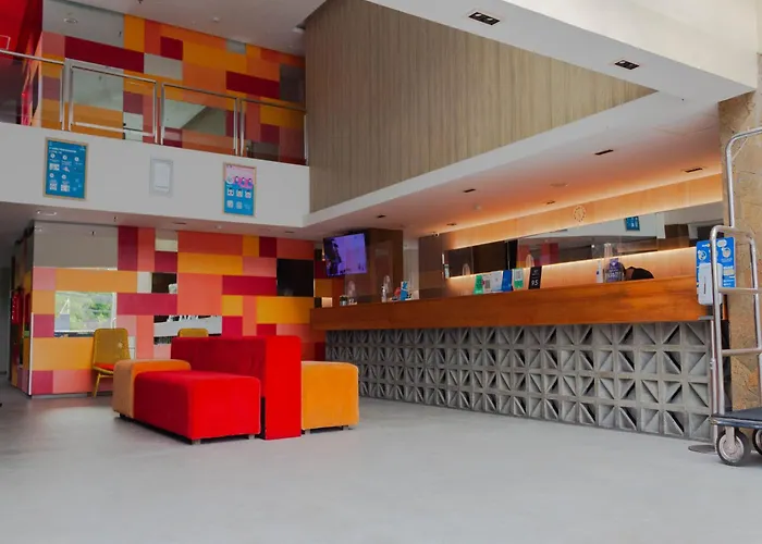 Zuri Express Jimbaran Hotel