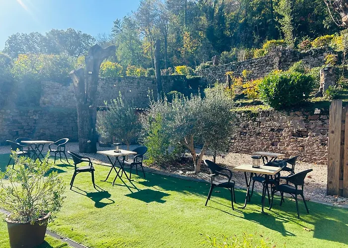 Hotel De Ma Tante Lamalou-les-Bains