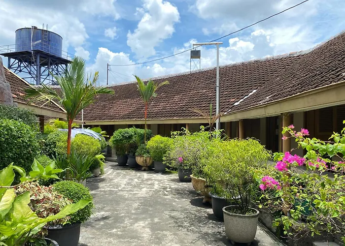 Hotel Maerakaca Tugu Yogyakarta Mitra RedDoorz