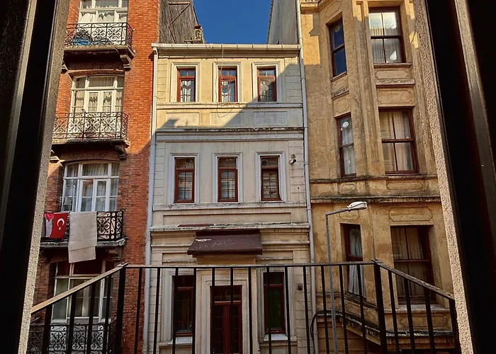 Galata Calm Tale Hotel Istanboel