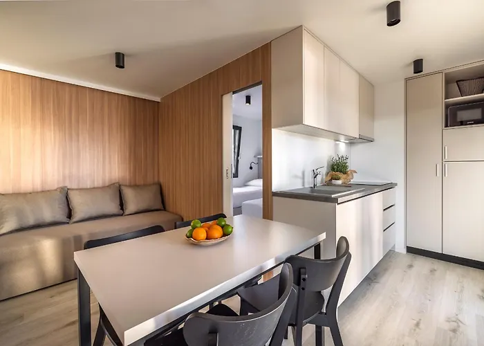 Maistra Camping Koversada Covered Mobile Homes Vrsar