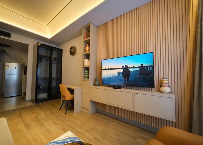 The Diamond In City Luxury Suites By Zenora Living Accra