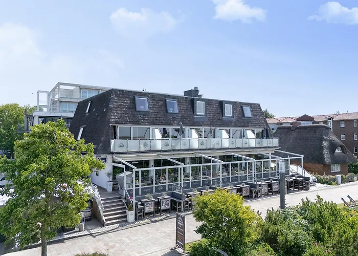 Strand No 1 Hotel Strand No 1 - Doppelzimmer 7 - Landseite Sankt Peter-Ording