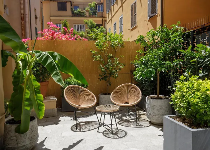 Condotti Palace Rome