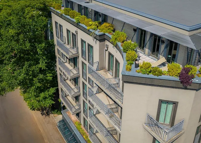 New Berlin Hotel