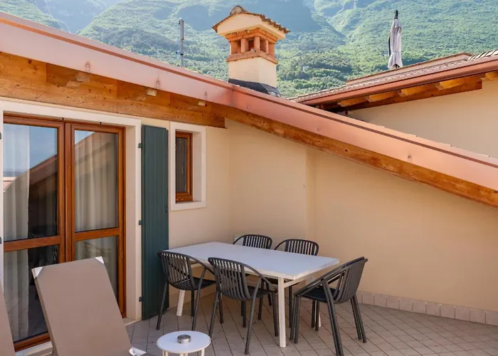 June Stay Lake Garda Brenzone sul Garda
