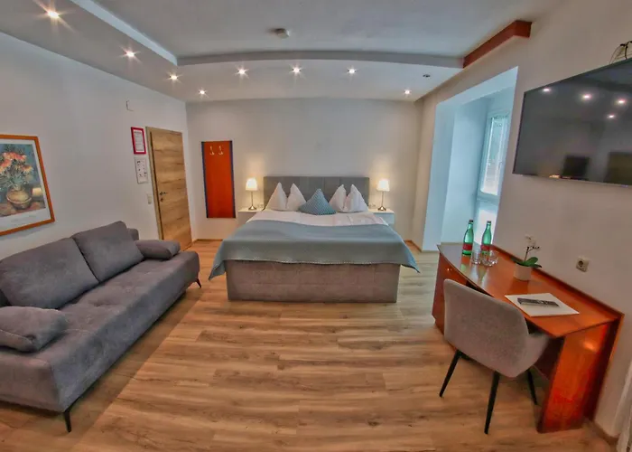 Promenaden-Strandhotel Marolt Haupthaus St. Kanzian am Klopeiner See
