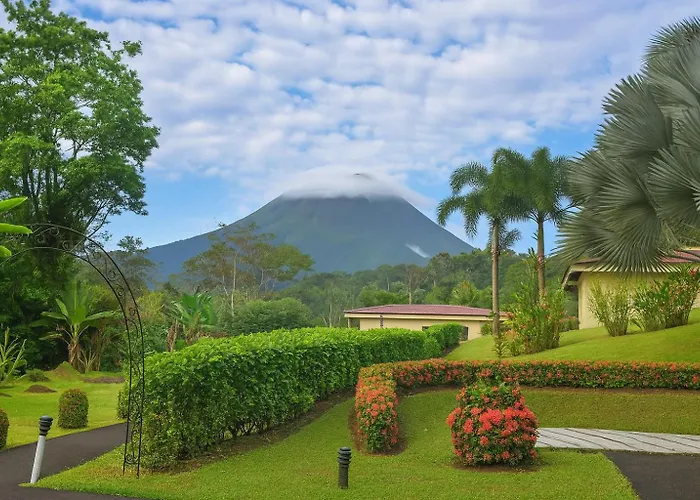 Arenal Volcano Inn La Fortuna