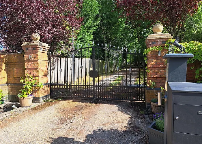 The Stables - Deer Park Farm Hotel Solihull