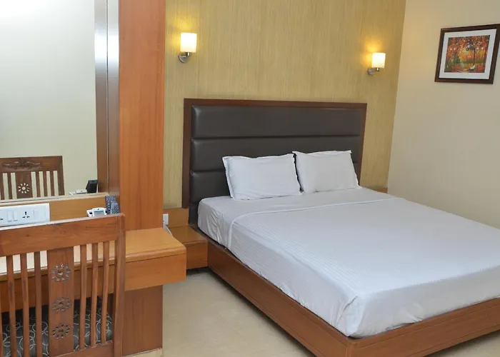 Hotel Ashray International, Sion - Near Bkc Mumbai