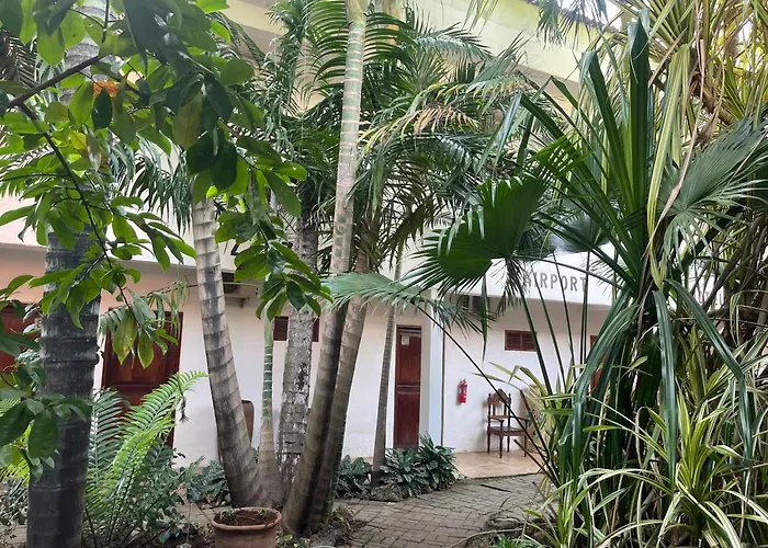 27 Cafe Zanzibar Airport Hotel
