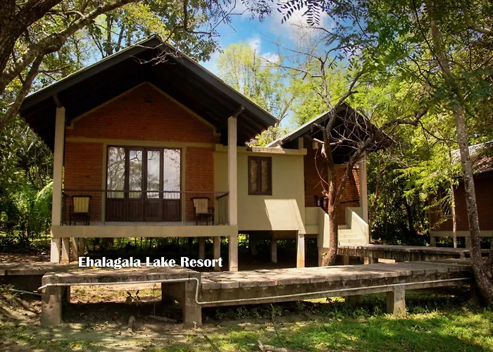 Ehalagala Lake Resort Sigiriya