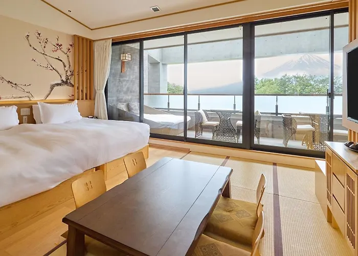 Kumonoue Fuji Hotel Deluxe Room - Mt Fuji View With Open-Air Bath Fujikawaguchiko
