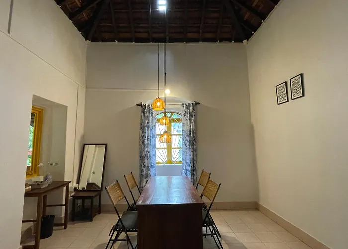 Tien B&B & Bistro Vagator