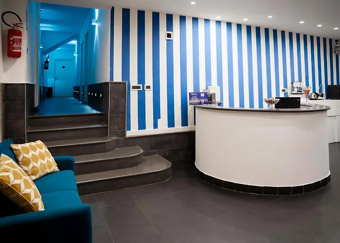 Hotel Yacht Club Angioino Nápoles