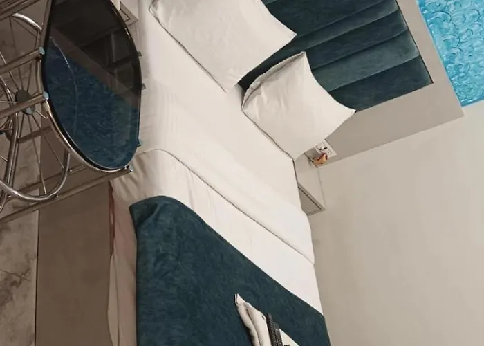 Hotel Priceless Galaxy Nesco Goregoan Mumbai