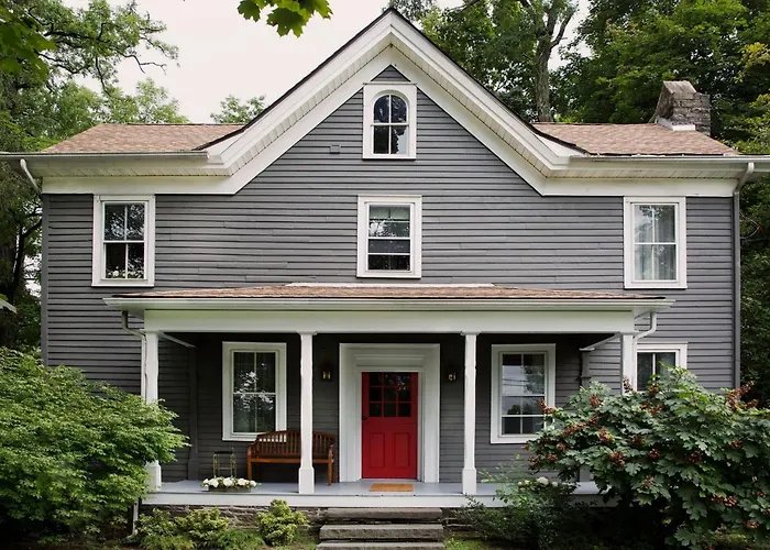 Hasbrouck House Hotel Stone Ridge