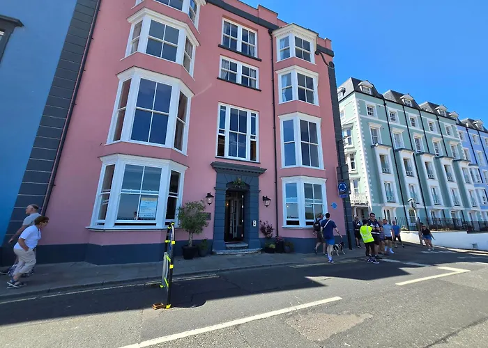 Royal Lion Hotel Tenby