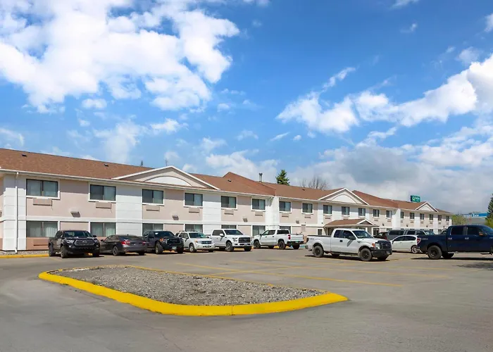 Quality Inn Columbia Mall Grand Forks