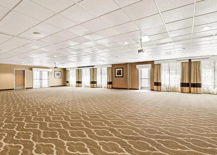 Comfort Suites Linn County Fairground And Expo Albany