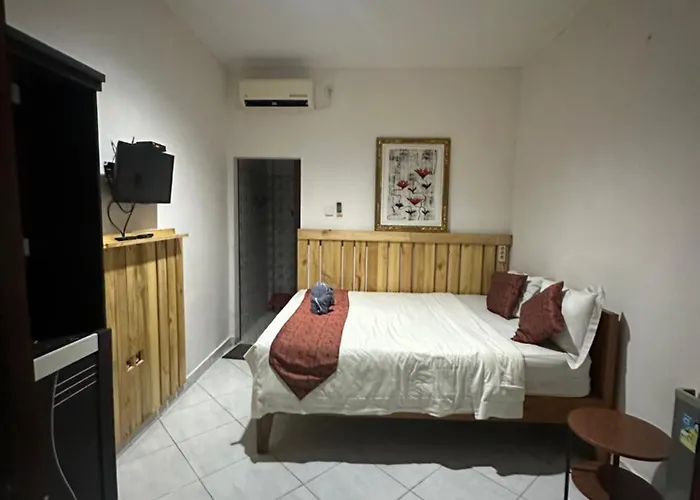 Sari Buana Bed&Breakfast Kuta 