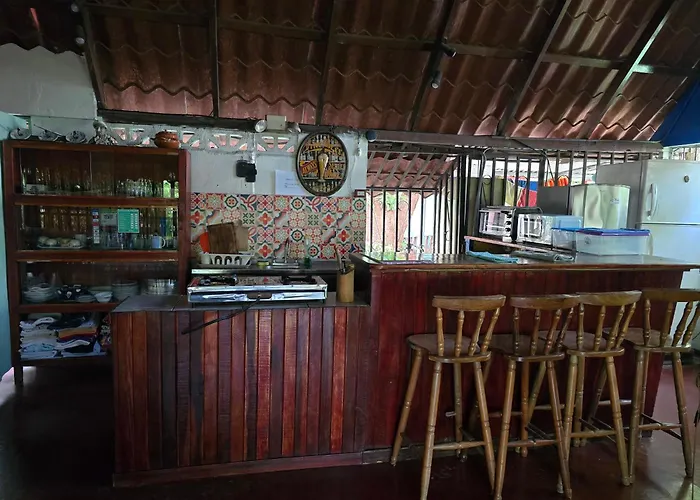 Congos Hostal Y Camping Playa Hermosa 