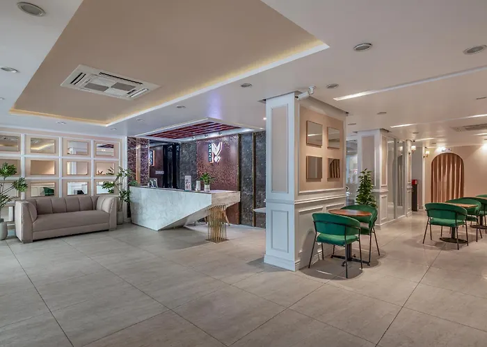Sazi Resin Hotel - Free Nails Hairwash Ho Chi Minh City