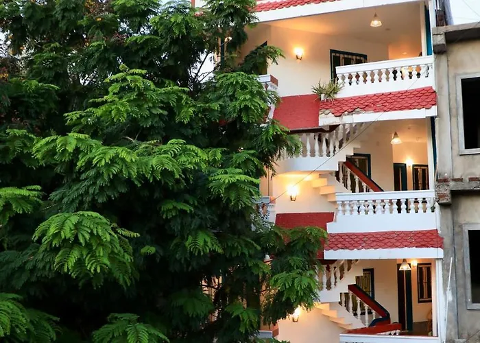 Le Clarisse Guest House Pondicherry