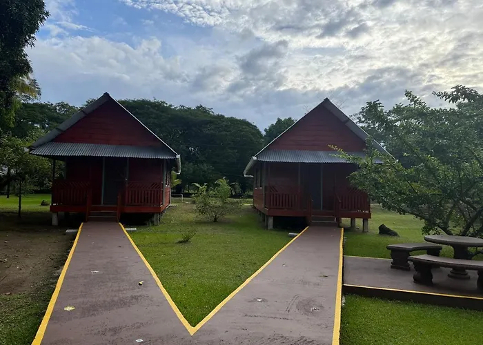 Cabinas Tortuguero Sports Fishing