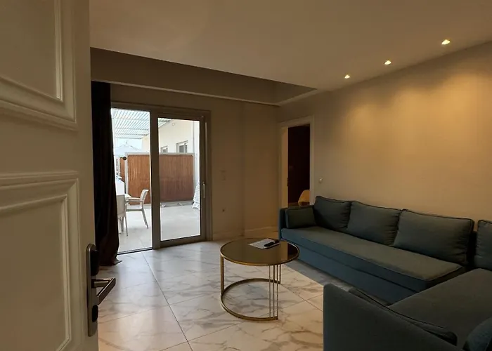 Iris Premium Aparthotel Nydri 