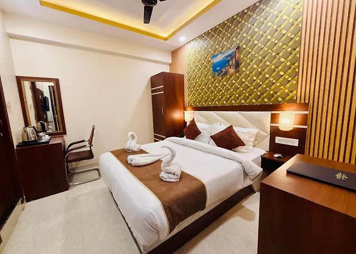 Hotel Golden Crystal Best Hotel In Kankarbagh Patna