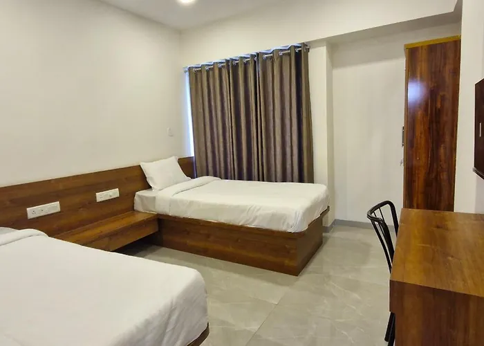 Hotel Maharaja Inn Pune