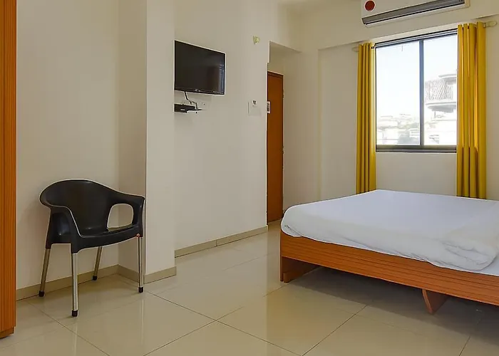 Hotel Eyes Comfort Pune