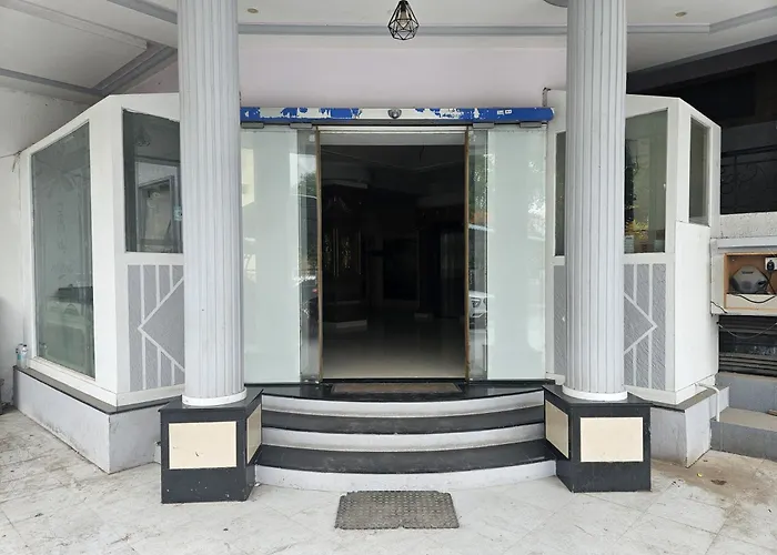 Hotel Aishwarya Pandharpur