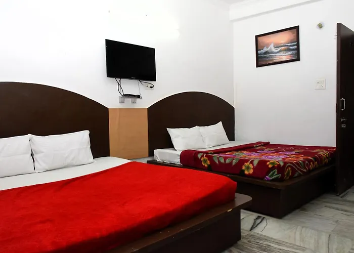 Aaa Continental Hotel Katra 