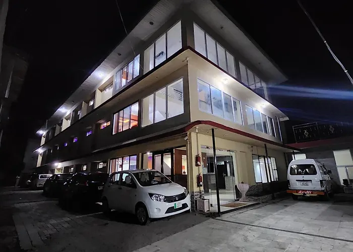Hotel Blue Rock Murree