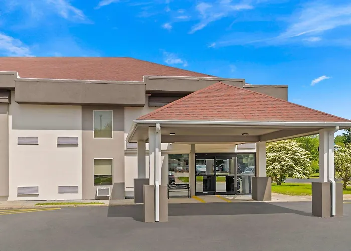 Baymont By Wyndham Batavia - Darien Lake