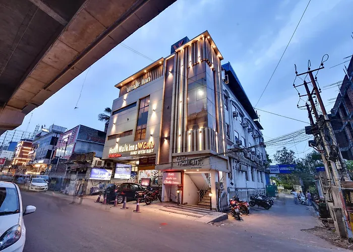 Rnb Select Walk Inn Lucknow