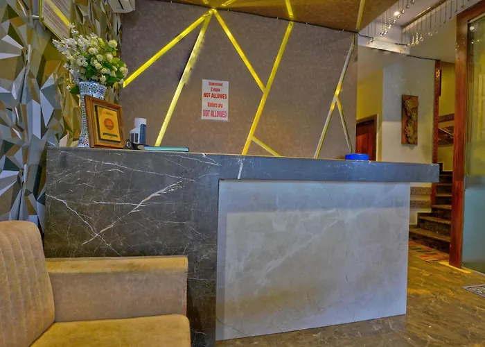 Meriton Buisness Hotel Mumbai International airport T-2
