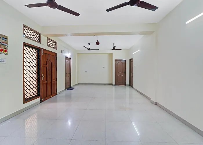 Collection O Senthamizh Residency Hotel Chennai