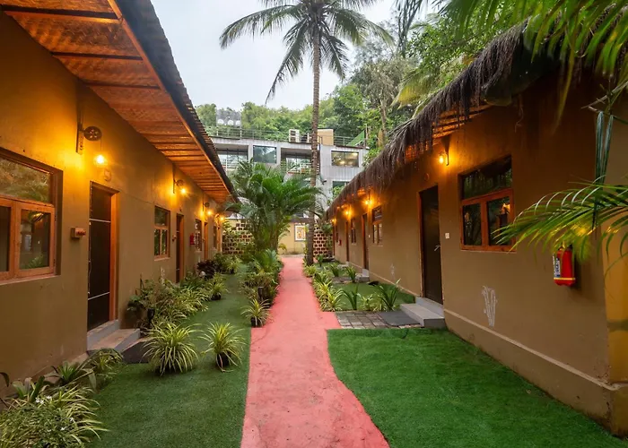 Amadi Beach Front Resort Mandrem