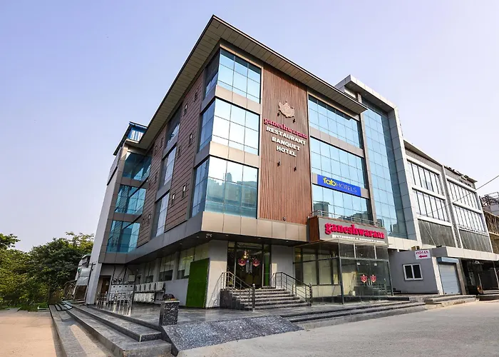 Fabhotel Ganeshwaram 141 Noida
