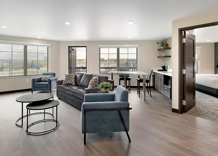 Clubhouse Hotel & Suites Rapid City