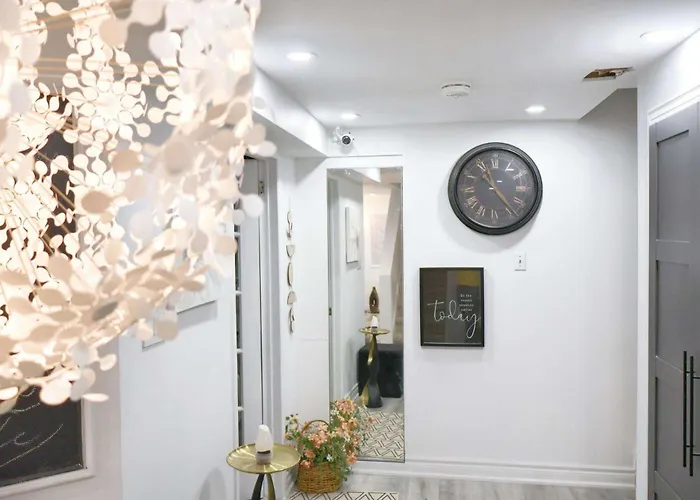 Ivy Den Hotel Oakville