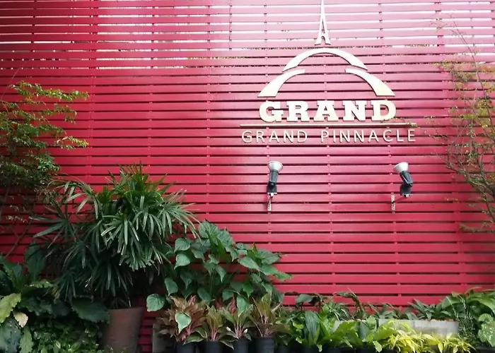 Grand Pinnacle Hotel กรุงเทพมหานคร