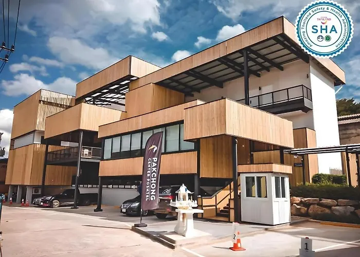 Pakchong Center Poshtel Hotel