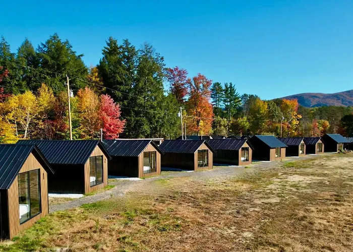 Emrose Luxury Cabins Brandon