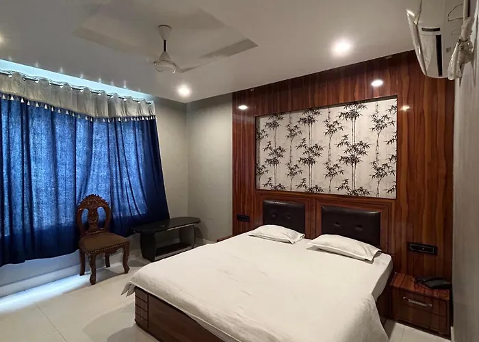 Hotel Milan Palace Mirzapur