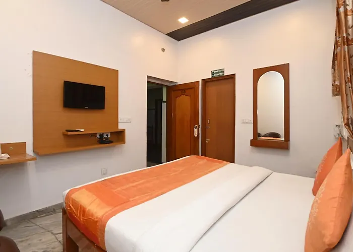 Hotel Paradise Continental Jaipur